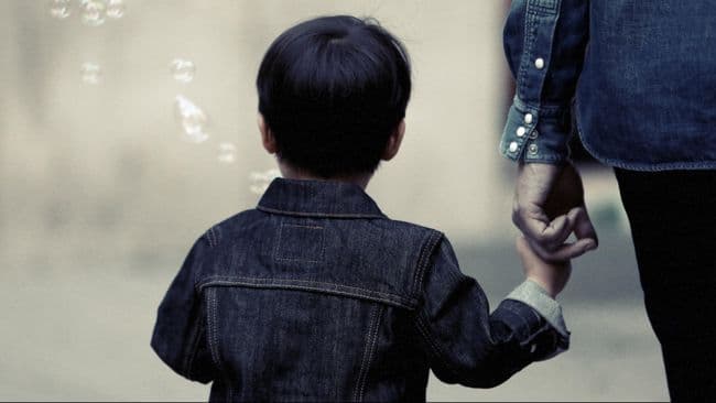 anak_suka_memukul_ini_penyebab_dan_cara_tepat_menghadapinya
