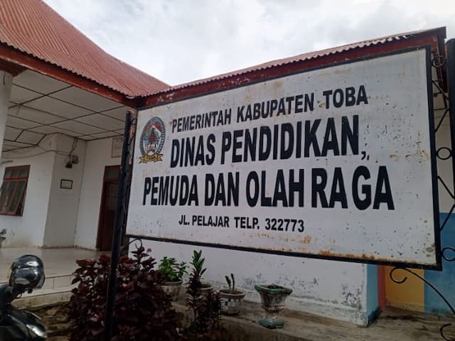 orang_tua_keluhkan_pungutan_rp30_ribu_di_smpn_1_habinsaran_disdikpora_toba_turun_tangan