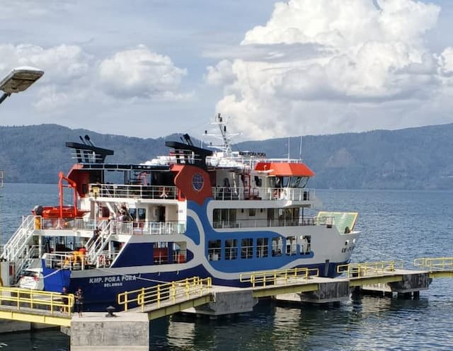 musim_hujan_ksopp_danau_toba_sebut_pelayaran_kapal_tidak_ada_gangguan