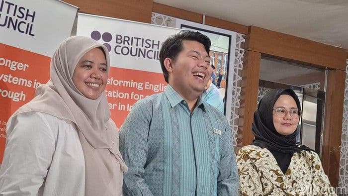 bahasa_inggris_wajib_di_mi_mulai_2027_kemenag_hadapi_tantangan_penyiapan_guru