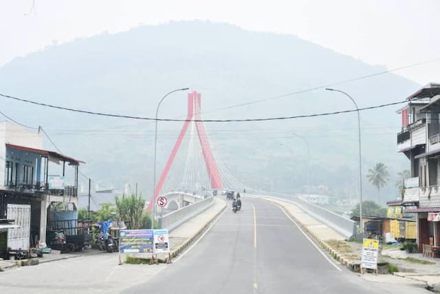 jarak_pandang_hanya_1_km_pemkab_samosir_terbitkan_surat_edaran