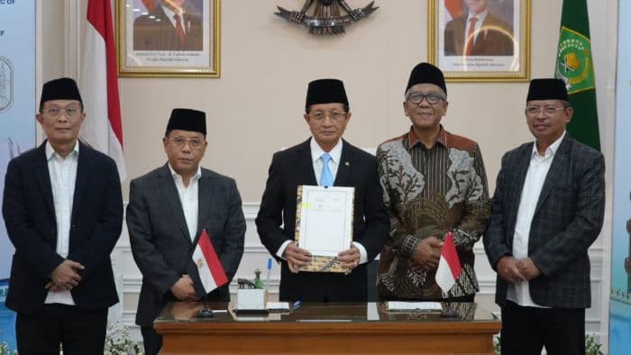 kemenagalazhar_perluas_kerja_sama_siapkan_double_degree_dan_kedatangan_1000_ulama_mesir_