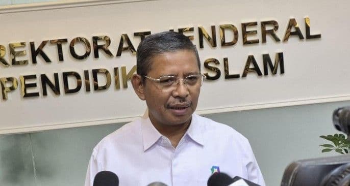 kemendikdasmen_kaji_siswa_tak_otomatis_naik_kelas_mulai_2027_begini_respons_kemenag