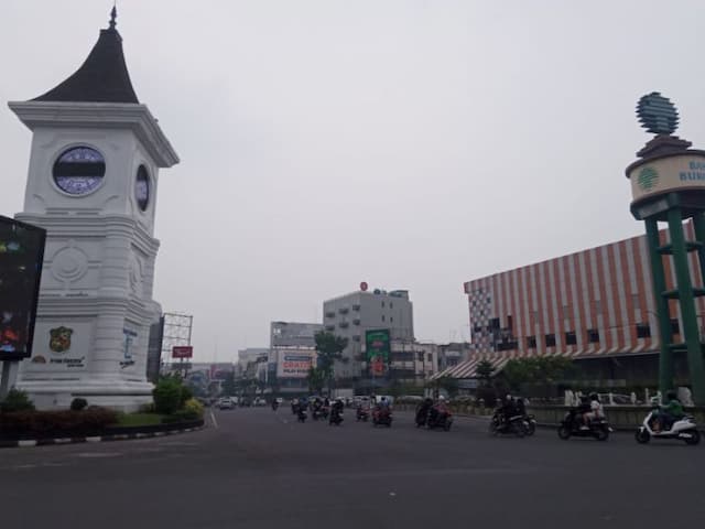 kualitas_udara_medan_tidak_sehat_bmkg_warga_kurangi_aktivitas_di_luar_ruangan