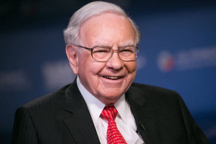 buffett_soroti_gaji_ceo_tak_terkendali_dalam_surat_tahunan_terakhirnya