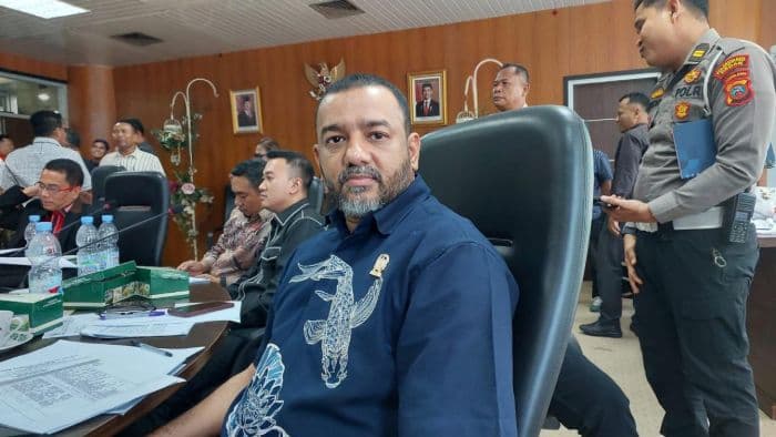 dewan_minta_kejari_medan_usut_tuntas_korupsi_bbm_di_kecamatan_medan_polonia