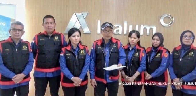 kejatisu_geledah_kantor_pt_inalum_batu_bara_terkait_dugaan_korupsi