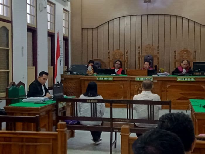 korupsi_bilik_sterilisasi_covid19_ppk_dan_direktur_pt_cma_dituntut_tiga_tahun_penjara