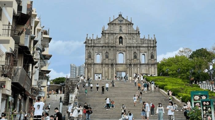 serangan_pisau_di_hotel_taipa_macau_satu_tewas_satu_kritis_wisatawan_panik