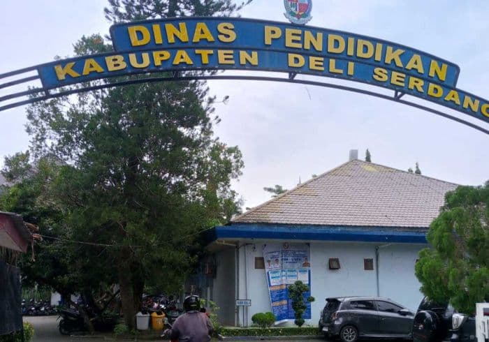 smp_jaya_krama_beringin_diduga_minta_bantuan_disdik_untuk_lpj_dana_bos