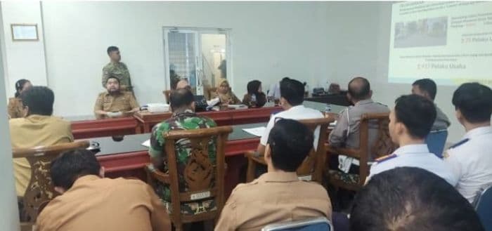 pemko_tebing_tinggi_agendakan_relokasi_pkl_di_trotoar_lapang_sri_mersing
