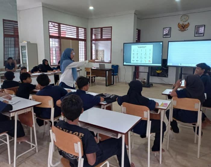 kenaikan_insentif_guru_honorer_dinilai_belum_menjawab_persoalan_kesejahteraan_pendidik