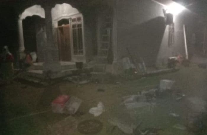 otk_lempar_bom_rumah_aktivis_di_sibuluan_nyaris_terbakar