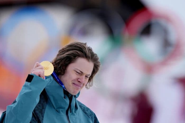 lucas_pinheiro_braathen_raih_emas_slalom_raksasa_olimpiade_2026_ukir_sejarah_untuk_amerika_selatan
