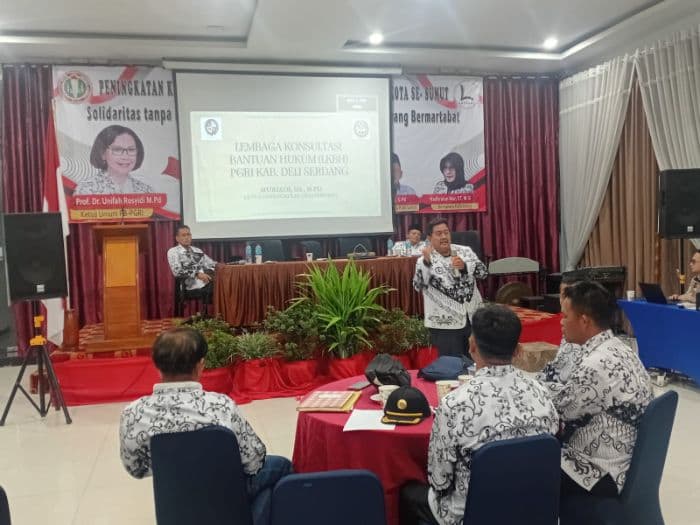 pgri_sumut_gelar_peningkatan_kapasitas_pengurus_dan_outbound_di_berastagi