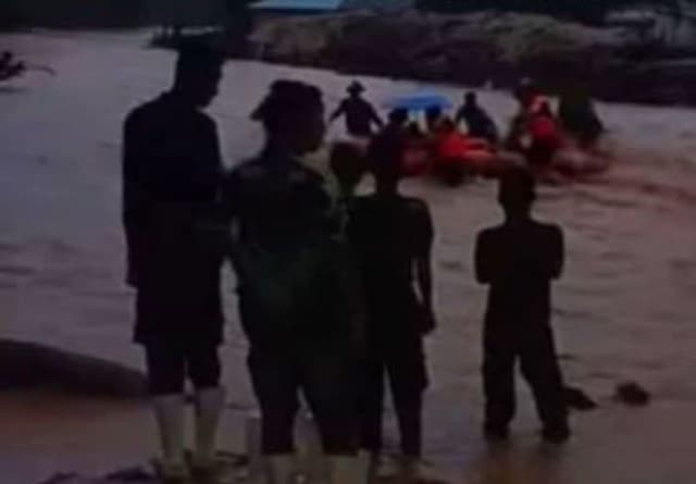 tukka_dan_badiri_kembali_diterjang_banjir_susulan_11_warga_bonalumban_dievakuasi