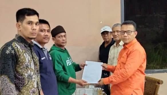 warga_kota_bangun_datangi_kantor_dprd_medan_ini_aduannya