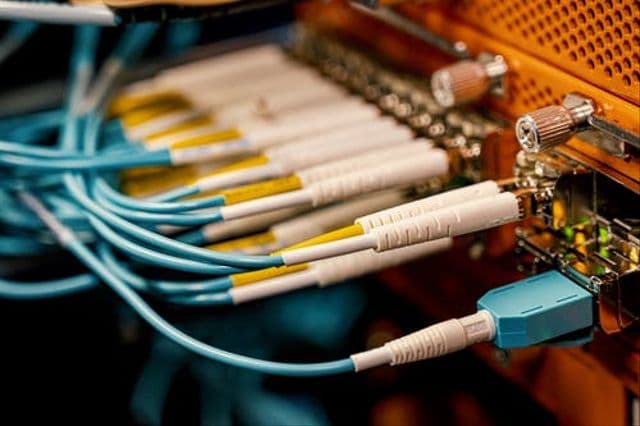 harga_bahan_baku_fiber_optik_naik_17_persen_apjatel_bisa_berdampak_ke_tarif_internet