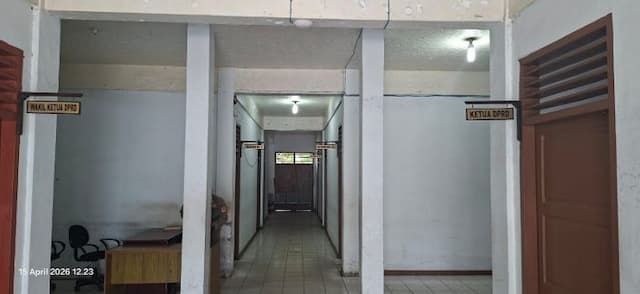 kepsek_di_dairi_datangi_dprd_buat_klarifikasi_ucapan_bodat_oleh_sabam_sibarani