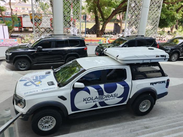 mobil_dinas_gubernur_bobby_nasution_usung_branding_satu_kolaborasi_sejuta_energi_ini_maknanya