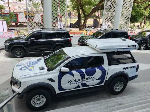 mobil_dinas_gubernur_bobby_nasution_usung_branding_satu_kolaborasi_sejuta_energi_ini_maknanya