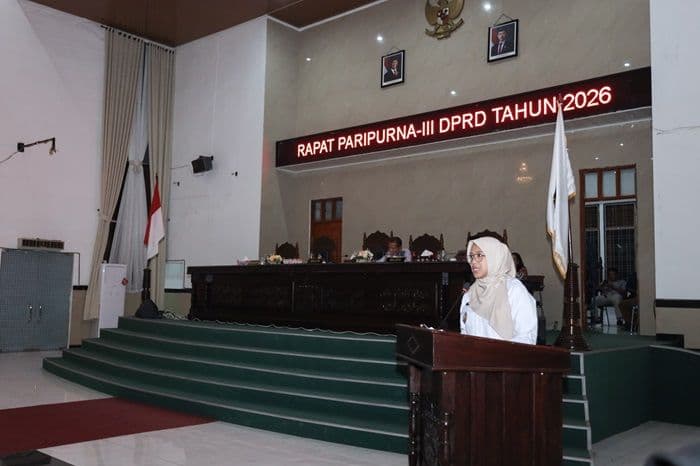 pemko_pematangsiantar_jawab_kritik_dprd_pengangguran_turun_kemiskinan_menyusut_tapi_ketimpangan_naik