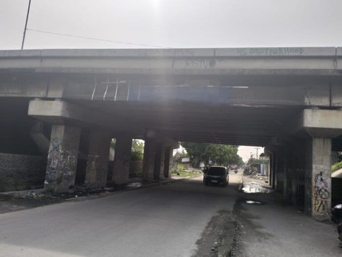 kondisi_jembatan_tol_belmera_di_mabar_retak_warga_khawatir_ambruk