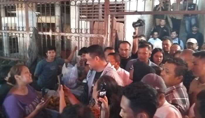 bertemu_gubernur_sumut_pedagang_pasar_horas_siantar_minta_tidak_direlokasi