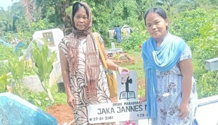 ibunda_almarhum_jaka_malau_desak_komisi_iii_dpr_ri_atensi_kasus_pengeroyokan_terhadap_anaknya