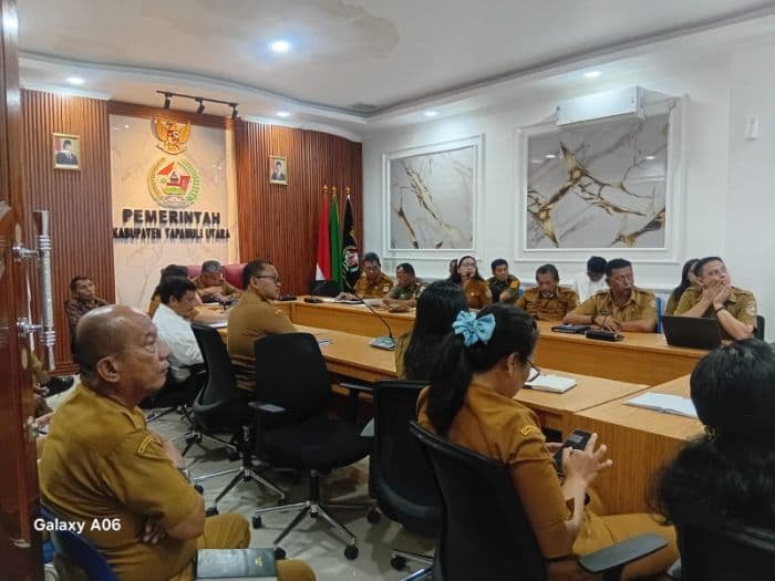 kabag_hukum_taput_jual_beli_di_kawasan_hutan_register_42_sijaba_masuk_ranah_pidana