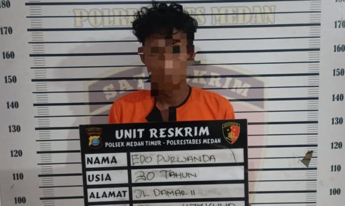 pria_pengangguran_di_medan_dihajar_massa_setelah_kedapatan_curi_kabel_