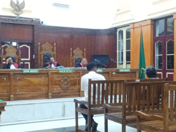 baron_sebut_serahkan_rp32_miliar_ke_eks_kadisdikbud_tebing_tinggi_idam_khalid_fitnah