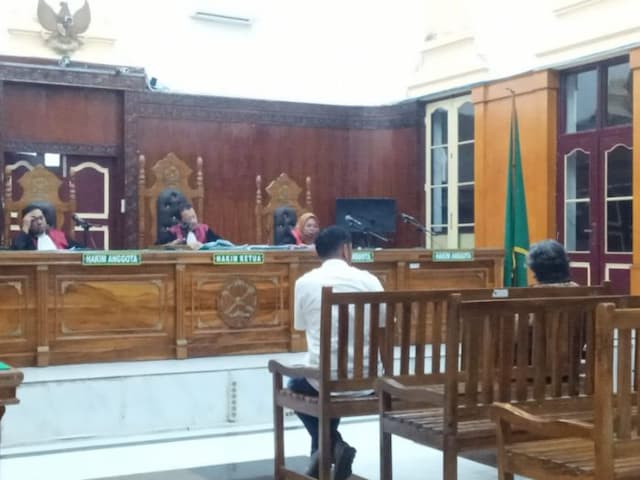 baron_sebut_serahkan_rp32_miliar_ke_eks_kadisdikbud_tebing_tinggi_idam_khalid_fitnah