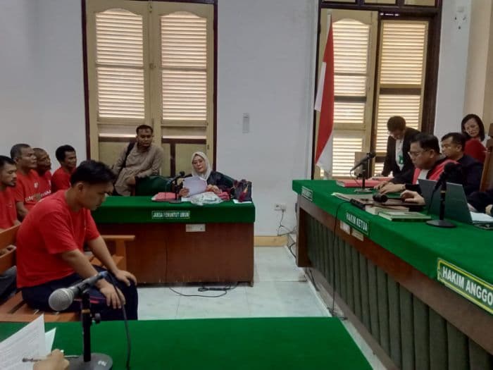 mantan_sopir_hakim_pn_medan_dituntut_7_tahun_penjara_atas_kasus_pembakaran_rumah_dan_pencurian_emas
