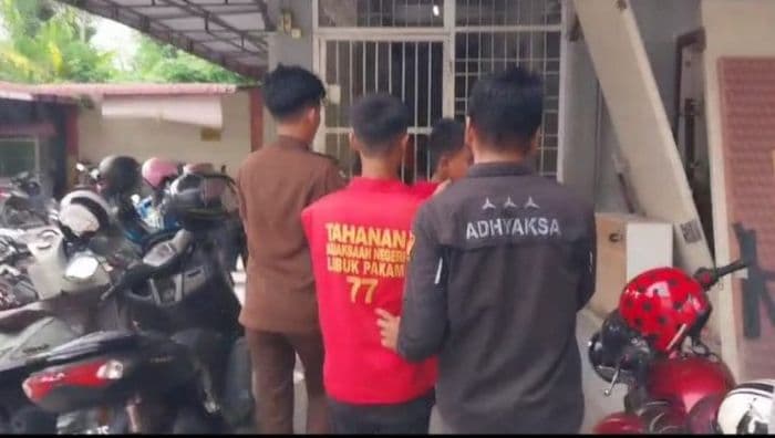 pembunuh_pelajar_smpn_4_lubuk_pakam_dituntut_hukuman_mati