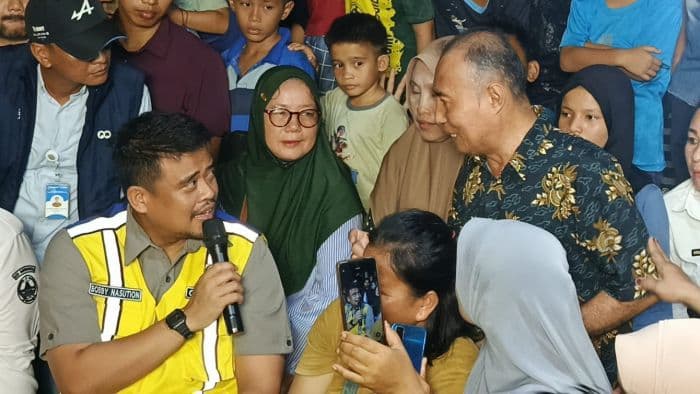 warga_gunungsitoli_minta_bantuan_pembangunan_masjid_bobby_nasution_janjikan_rp500_juta