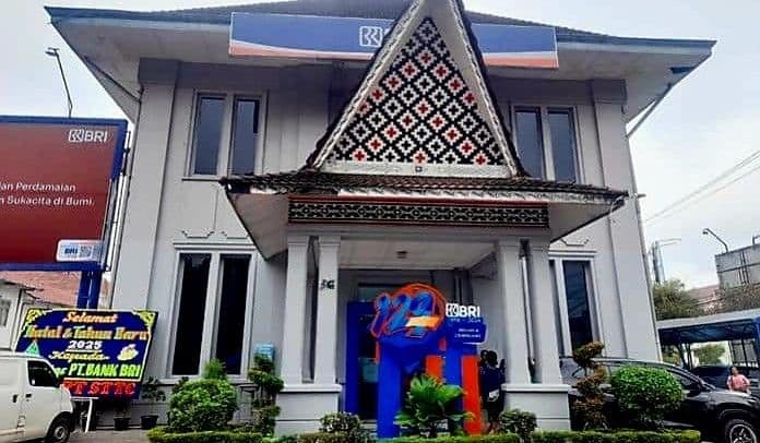 bri_pematangsiantar_tutup_1718_agustus_transaksi_digital_tetap_aktif_24_jam