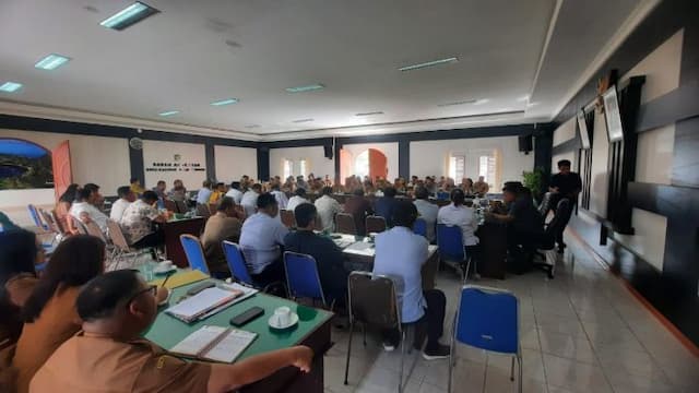 komisi_ii_dprd_simalungun_tekankan_perbaikan_infrastruktur_dan_pasar_serbelawan