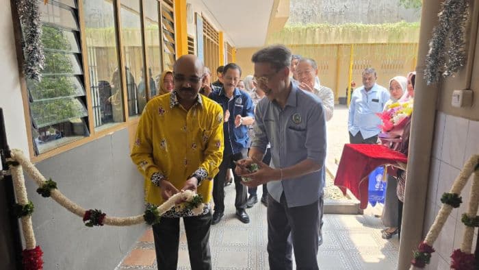 konjen_india_resmikan_bharat_corner_di_ypn_brigjend_katamso_medan_perkuat_pendidikan_dan_budaya