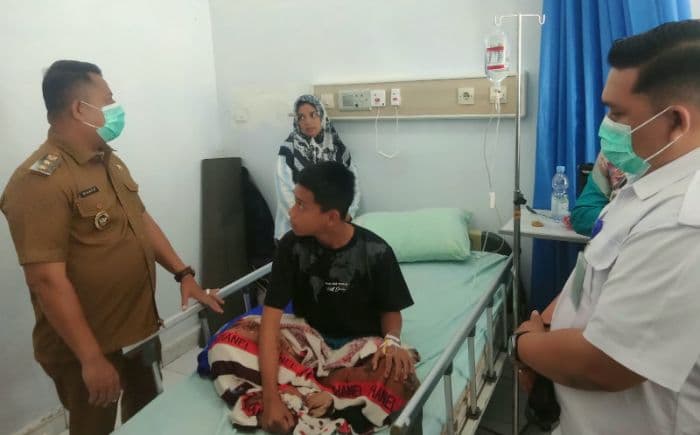 pemkab_asahan_tanggung_seluruh_biaya_perobatan_pelajar_diduga_keracunan_mbg