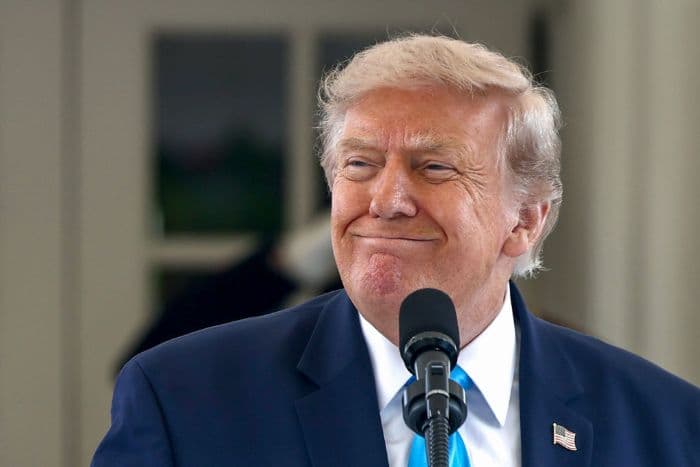 trump_negara_yang_tak_bantu_as_harus_ganti_rugi_terkait_selat_hormuz