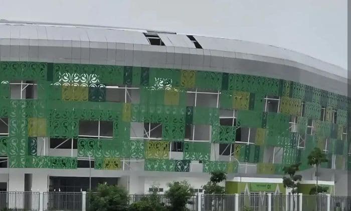 viral_atap_stadion_utama_sumut_hilang