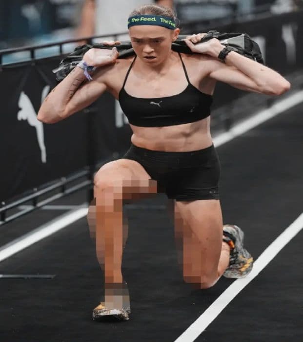 viral_di_hyrox_beijing_atlet_australia_mencret_saat_bertanding_namun_tetap_lomba_
