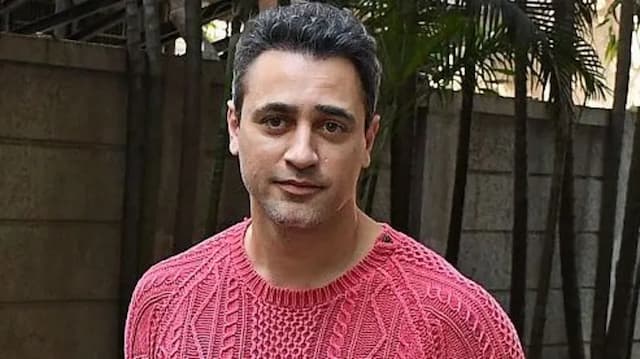 aktor_bollywood_imran_khan_diperintahkan_tinggalkan_india_ditenggat_hingga_28_oktober