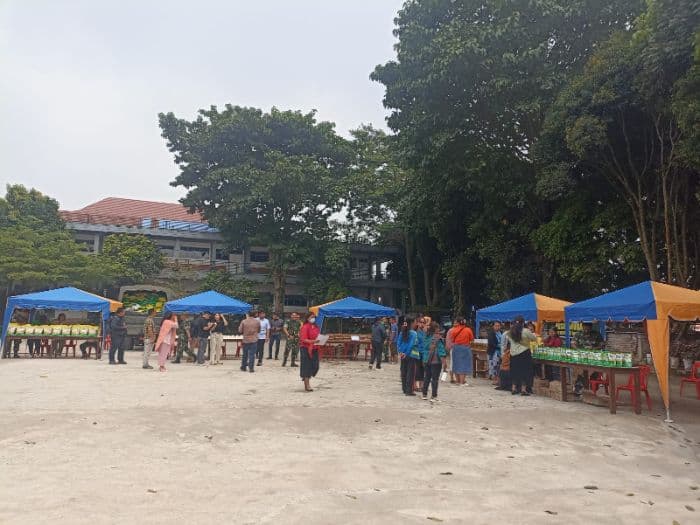 beras_sphp_dijual_rp57_ribu_per_5_kg_di_pasar_murah_berastagi