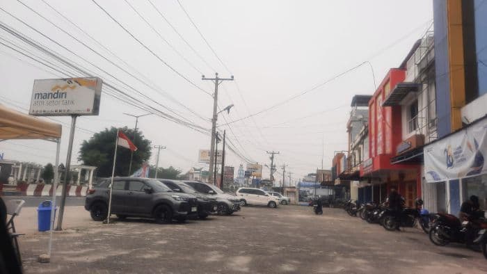 disdik_simalungun_minta_sekolah_kurangi_aktivitas_luar_ruangan_akibat_kabut_asap