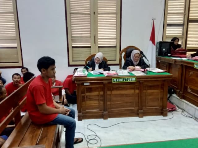 edarkan_405_pil_batman_bareng_oknum_prajurit_tni_andreanta_surbakti_divonis_25_tahun