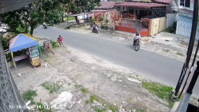 komplotan_maling_beraksi_di_rumah_kadinsos_medan_motor_crf_disikat