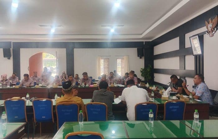 pansus_pppk_dprd_simalungun_tunggu_data_119_pegawai_terindikasi_bermasalah_dan_34_mengundurkan_diri