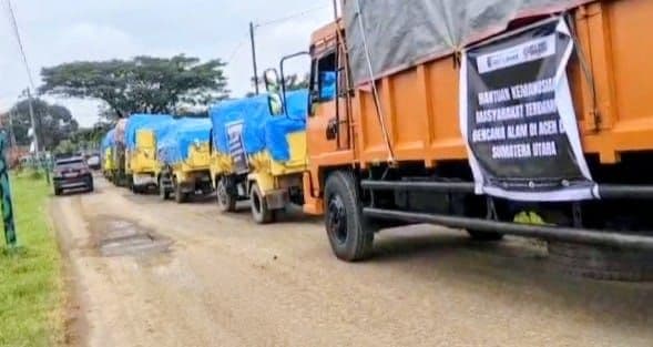 pemkab_batu_bara_kirim_10_truk_bantuan_dan_1_ton_kepah_serai_ke_daerah_bencana